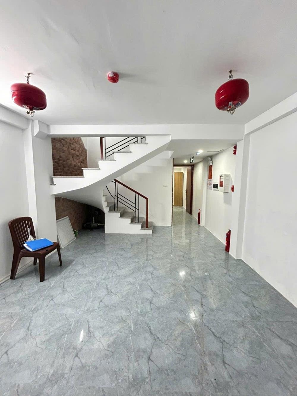 CCMN 6 Tầng Thang Máy Trần Duy Hưng: Đầu Tư Sinh Lợi, Vị Trí Vàng