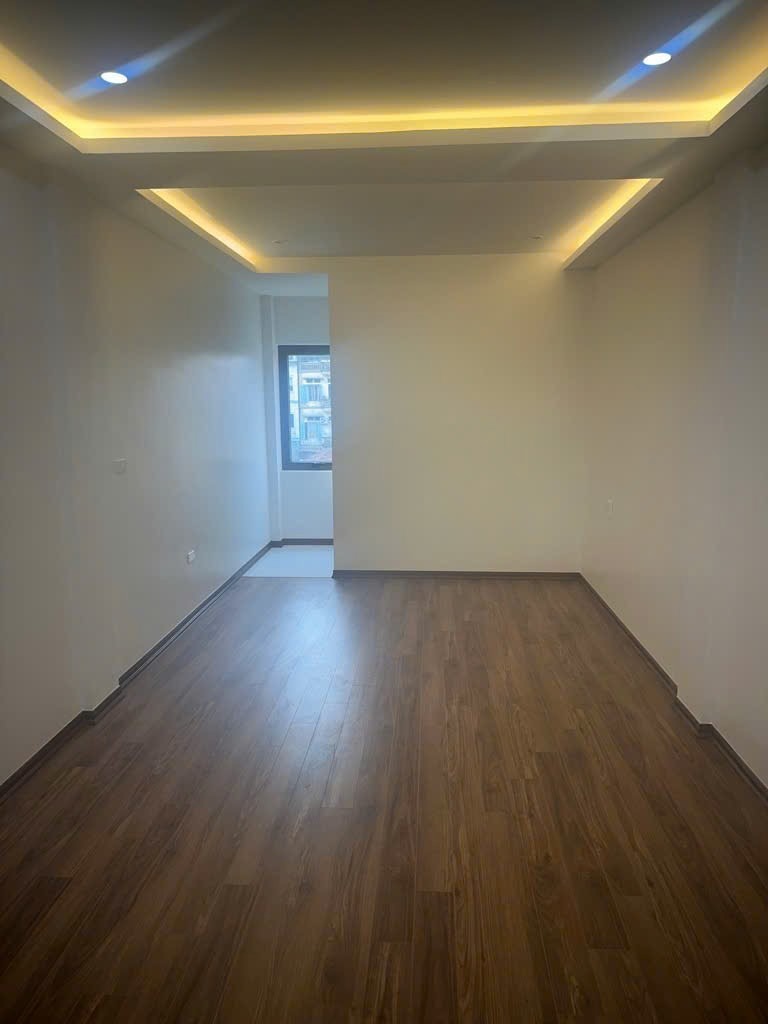 Nhà đẹp An Dương, 6 tầng thang máy, ô tô đỗ cửa - Giá 12 tỷ