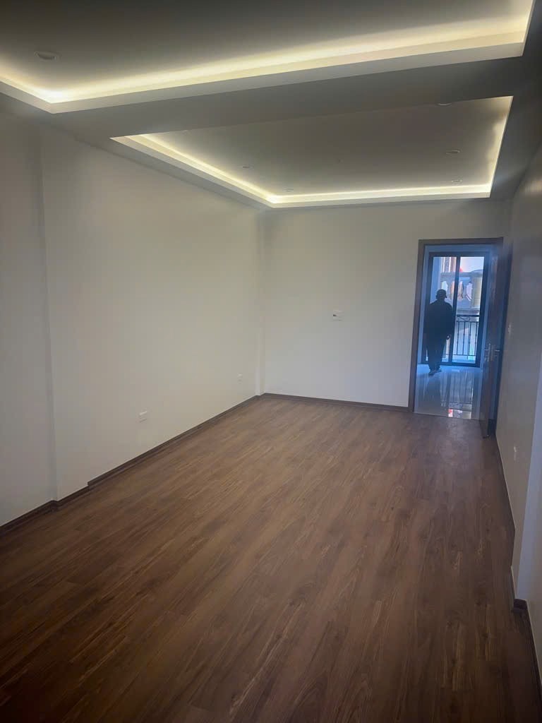 Nhà đẹp An Dương, 6 tầng thang máy, ô tô đỗ cửa - Giá 12 tỷ