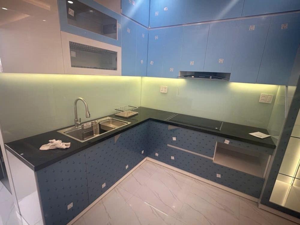 Nhà đẹp An Dương, 6 tầng thang máy, ô tô đỗ cửa - Giá 12 tỷ