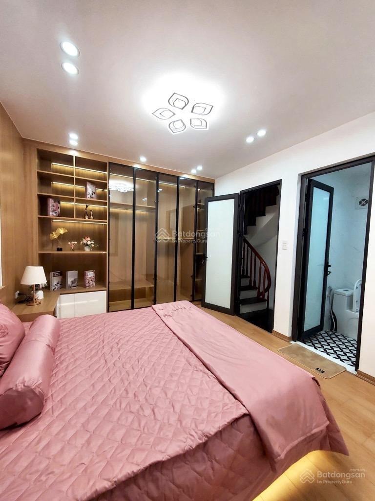 Nhà Lò Đúc - 5 Tầng, Ô Tô Đỗ Cửa, Sổ Đỏ, Gần Đại Học & Bệnh Viện