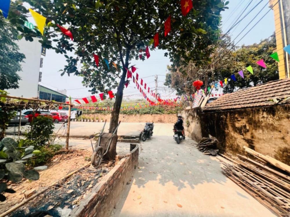 Bán nhà góc 2 mặt thoáng, ô tô vào nhà, Liên Mạc - Giá 5.25 tỷ