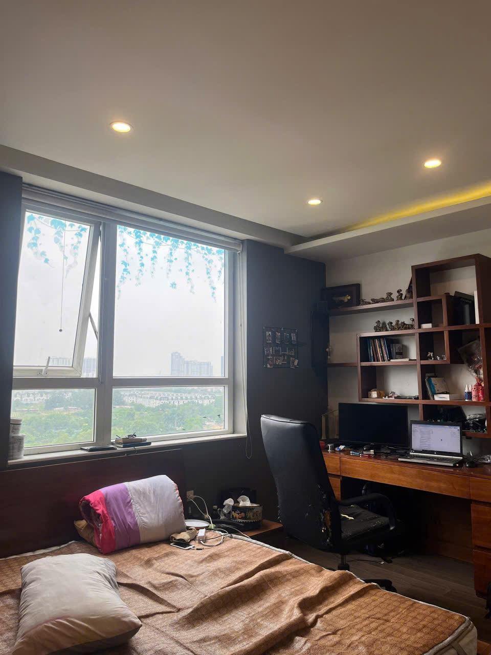 Bán Căn Hộ Lô Góc RESCO Cổ Nhuế: 120m², 3PN, Giá 6.8 Tỷ