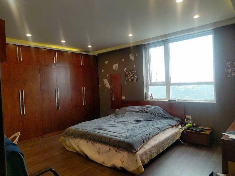 Bán Căn Hộ Lô Góc RESCO Cổ Nhuế: 120m², 3PN, Giá 6.8 Tỷ