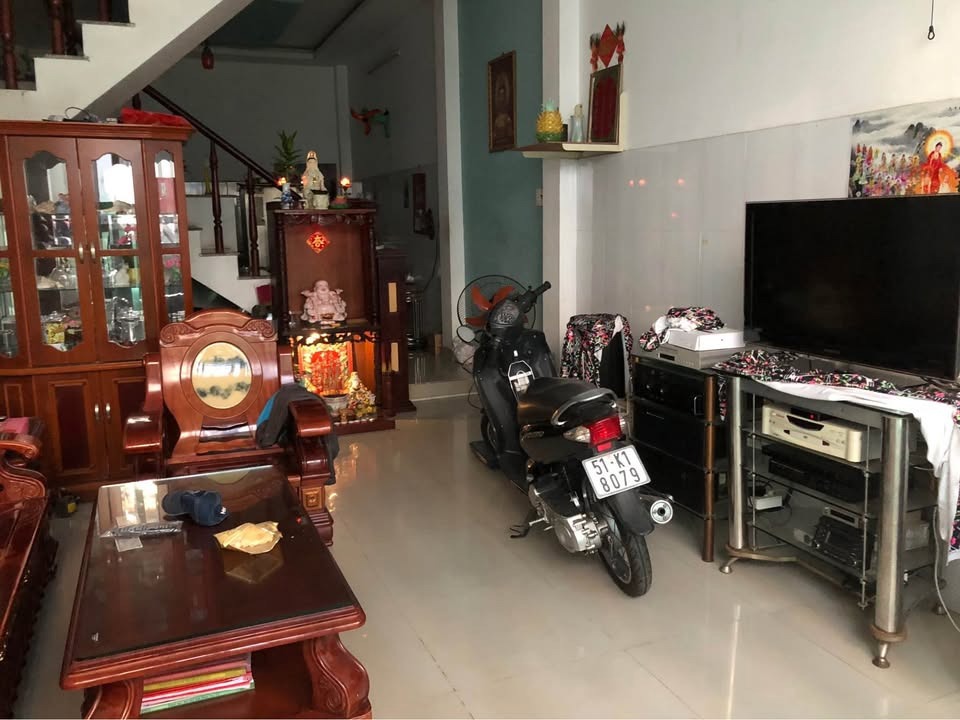 Bán Gấp Nhà 1 Trệt 2 Lầu Củ Chi - Gần Coopmart, 120m2, SHR