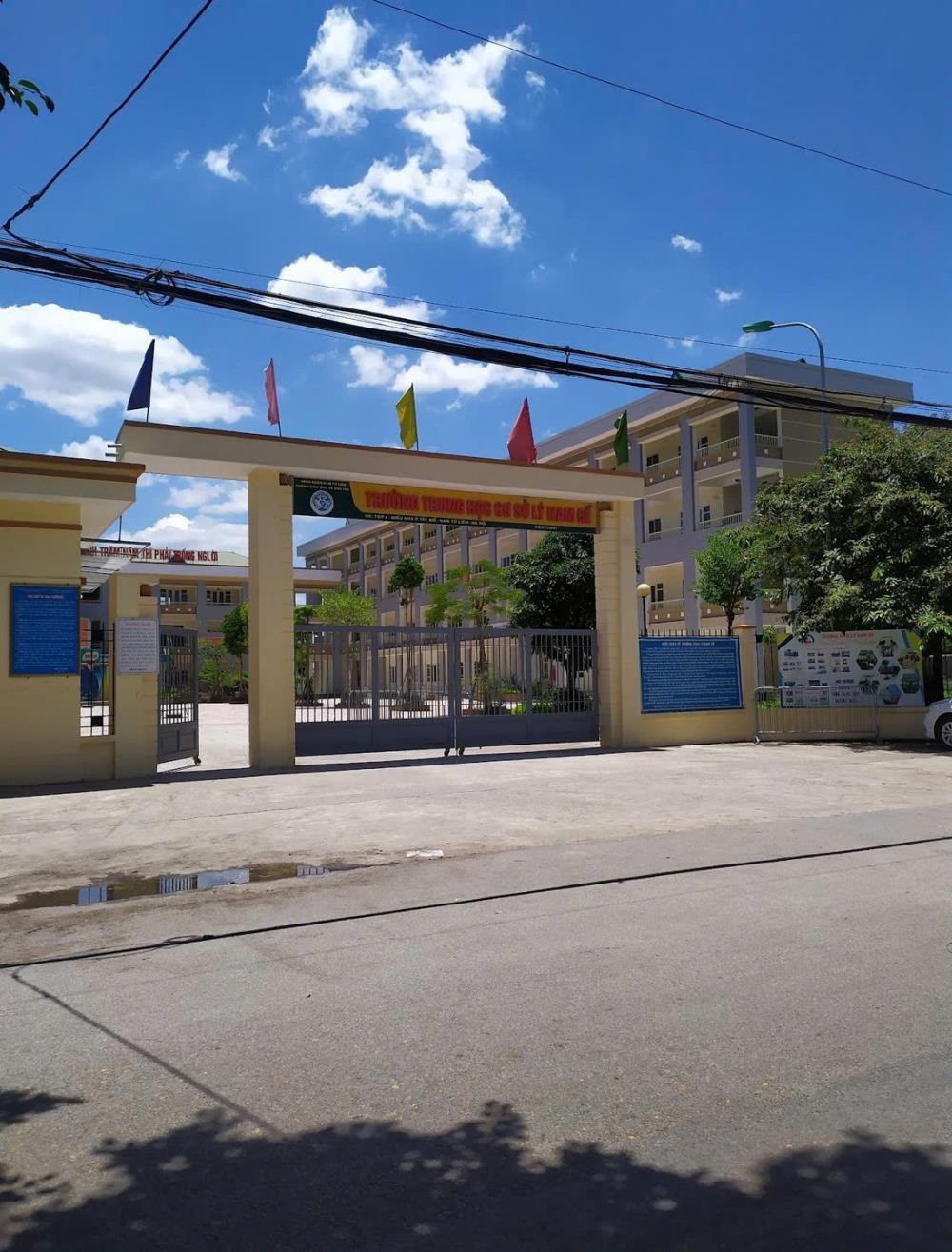 Bán nhà cực đẹp, an ninh, giao thông thuận tiện - Tây Mỗ
