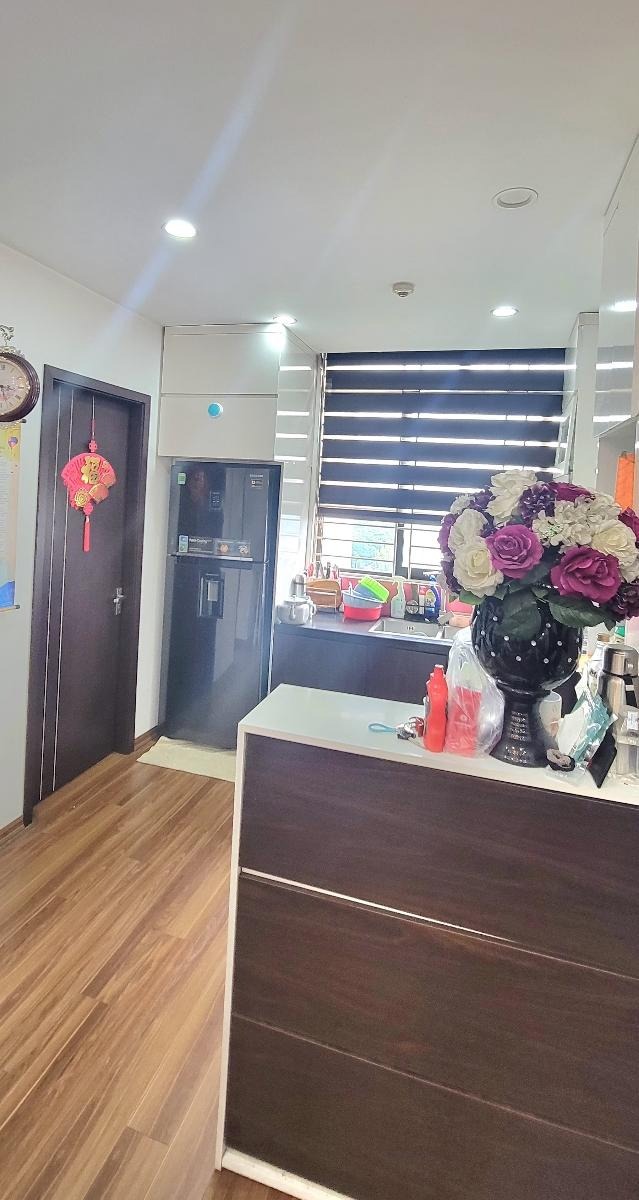 Căn Hộ 2PN, 1WC Tòa B11 KĐT Nam Trung Yên - Full Nội Thất - Giá 4.25 tỷ