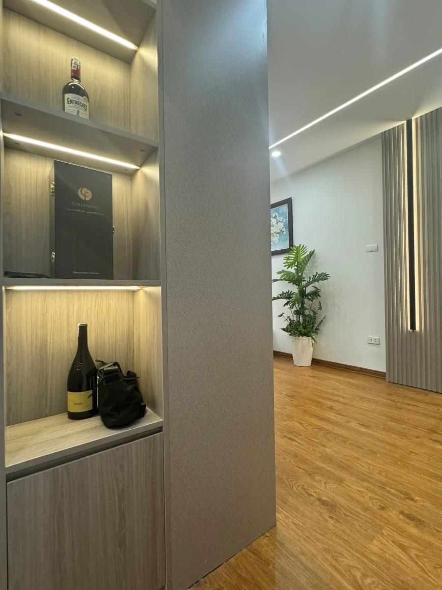 Căn Hộ CT4 Mễ Trì Hạ 65m2 - 2PN, Full Nội Thất, View Đẹp - Giá 4.85 Tỷ