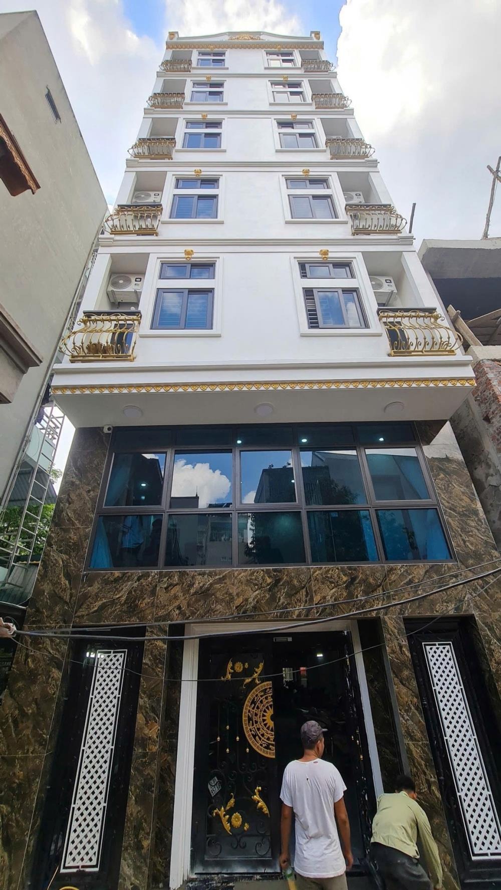 Bán Toà CCMN Phú Diễn - Doanh Thu 100 Triệu/Tháng, Full Nội Thất