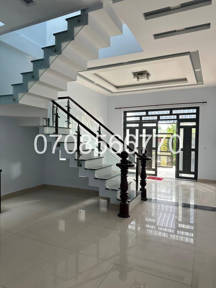 Nhà Mới Cần Đổi Chủ Gần KCN Cầu Tràm: 74m2, 1 Tỷ - Vị Trí Đắc Lộc
