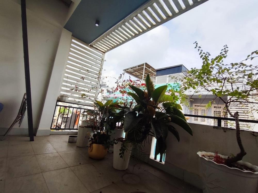 Bán Nhà Hẻm 261 Đình Phong Phú, Quận 9 - 80m2, 7 tỷ - Vị Trí VIP
