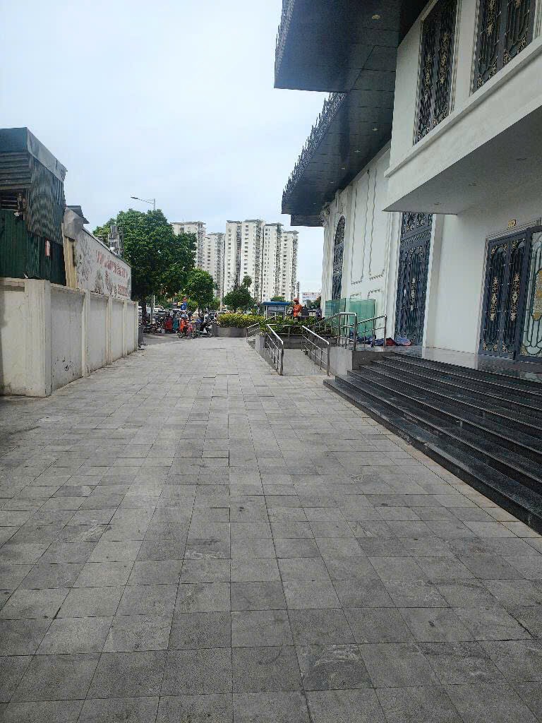 Bán Căn Hộ Trần Hữu Dực 43m2, 2.6 Tỷ - View Thoáng, Ô Tô Đỗ Cổng