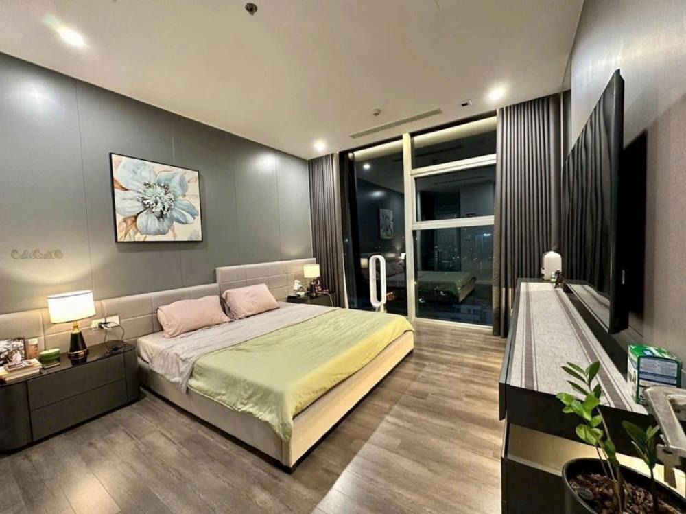 Bán Căn Hộ 3PN View Hồ Vinhomes D’Capitale - Giá Tốt Nhất