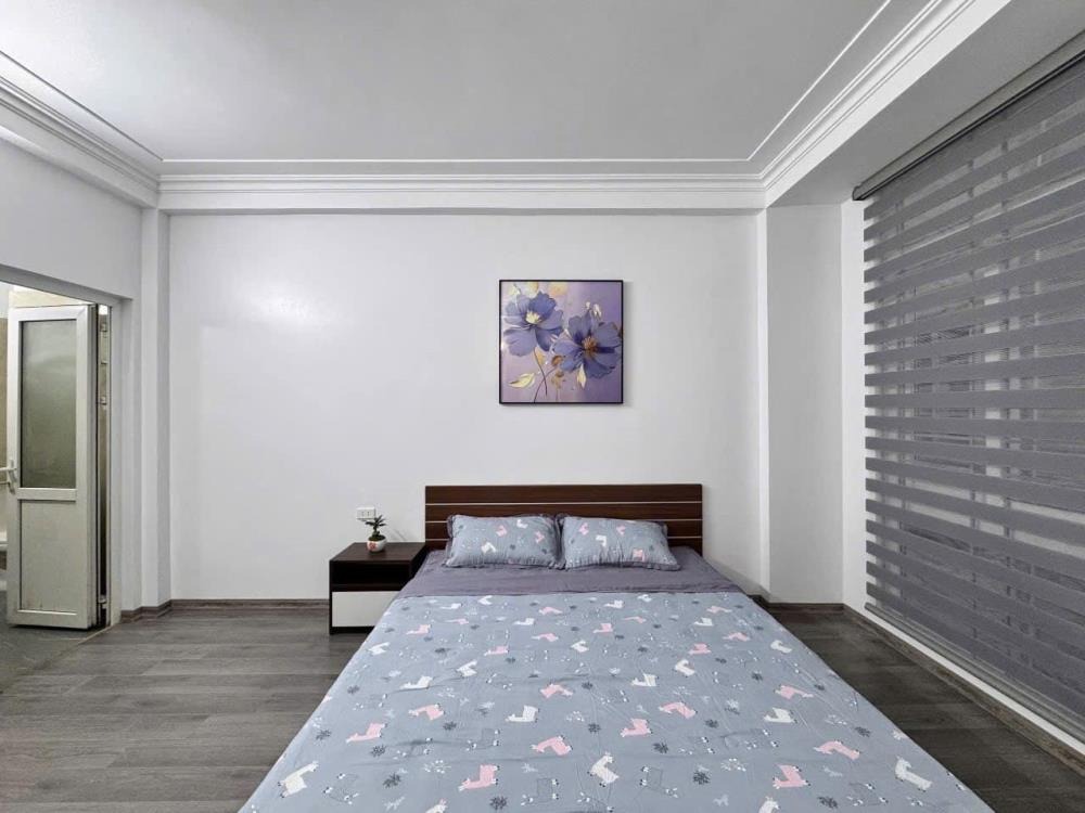 Siêu phẩm phố Lê Lợi Hà Đông: 1 nhà ra mặt phố, 5 tầng mới, giá cực tốt