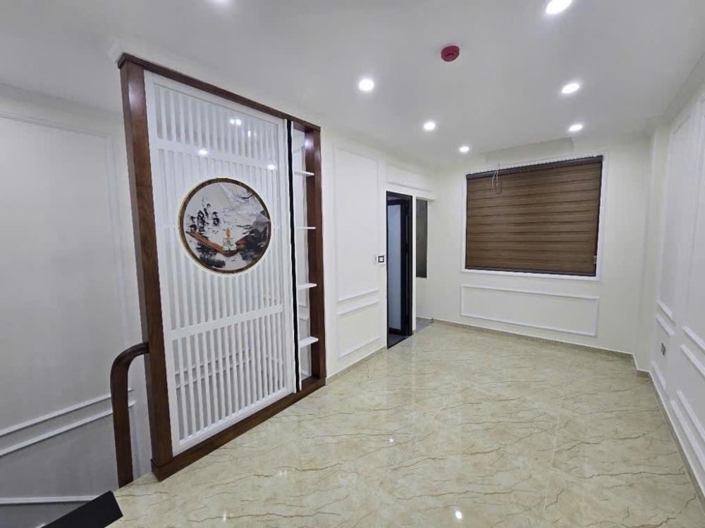Siêu phẩm Đội Cấn: Vừa ở VIP, vừa cho thuê - 7 tầng thang máy, vị trí đắc địa