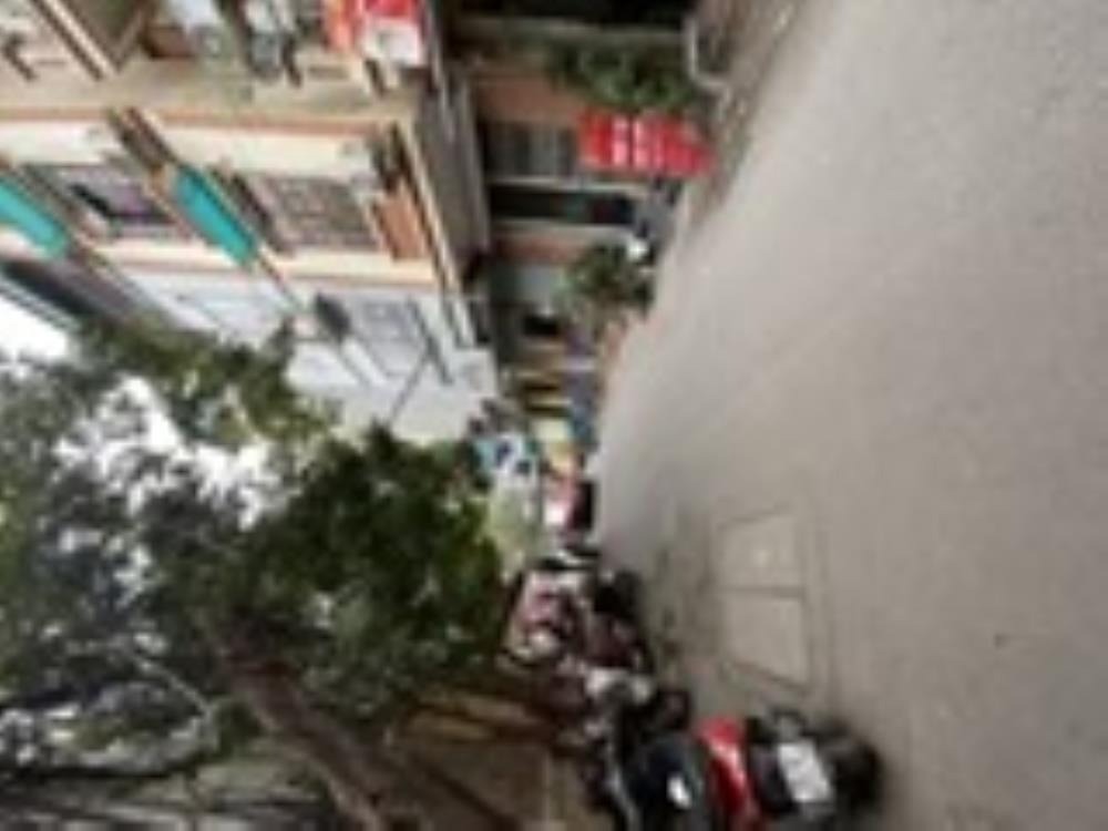 Bán nhà phố Hạ Đình 44m², 4 tầng, giá 6.4 tỷ