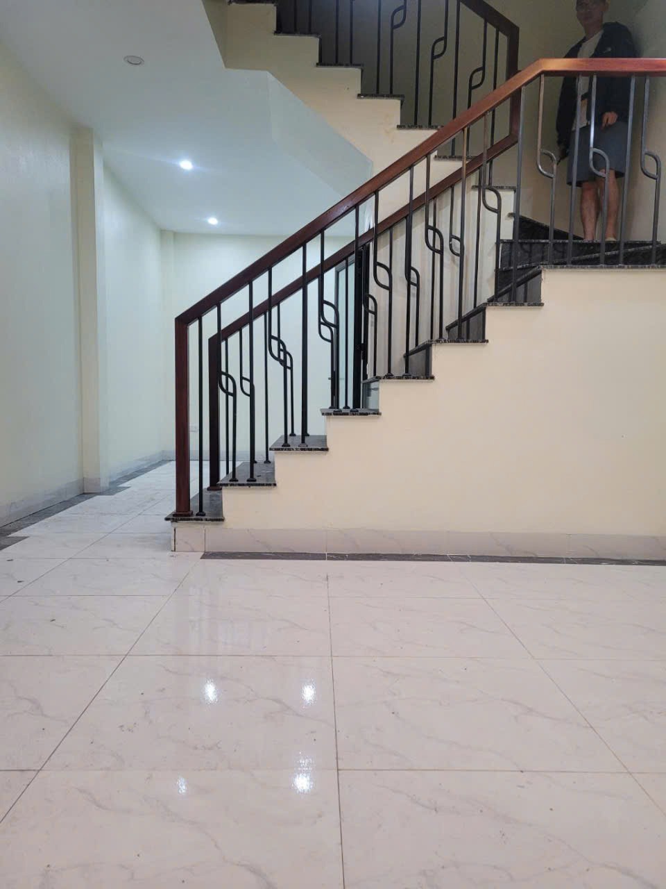 Bán nhà Nguyễn Quý Trị, Gia Lâm: 40m2, 3 tầng, MT 4m, Giá 4.6 tỷ