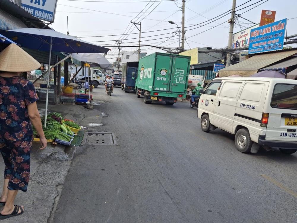 Đất HXT 100m2, 5x20m, Giá 5.x Tỷ - Vị trí đắc địa Quận 12
