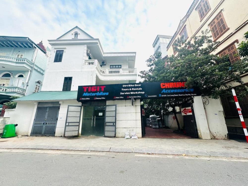 Bán Đất Lạc Long Quân, Tây Hồ - Lô Góc 432m2, Mặt Tiền 17m - 185 Tỷ