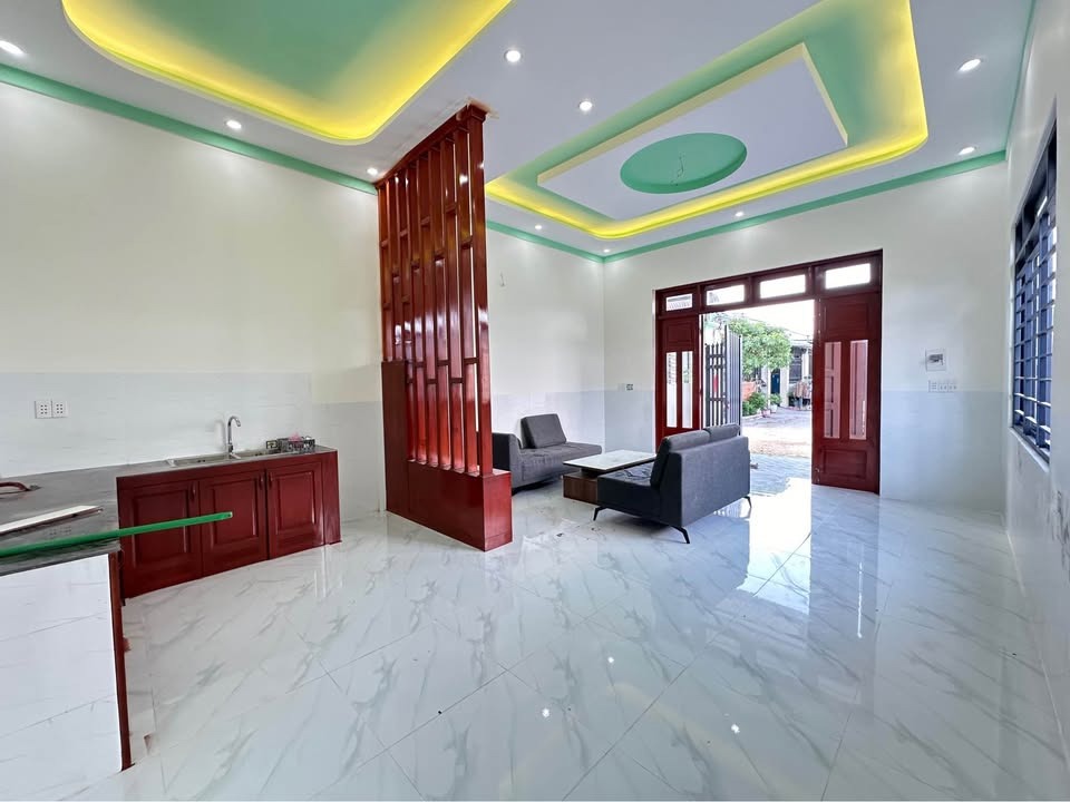 Bán Gấp Nhà Cấp 4 Mặt Tiền Củ Chi - 132m2, SHR - Vị Trí Đắc Địa