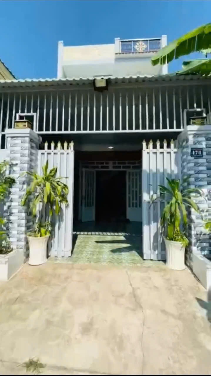 Chuyển Nhượng Nhà 1 Tỷ 050 - Bàu Gốc, Tân Kiên, Bình Chánh - Sổ Hồng Riêng