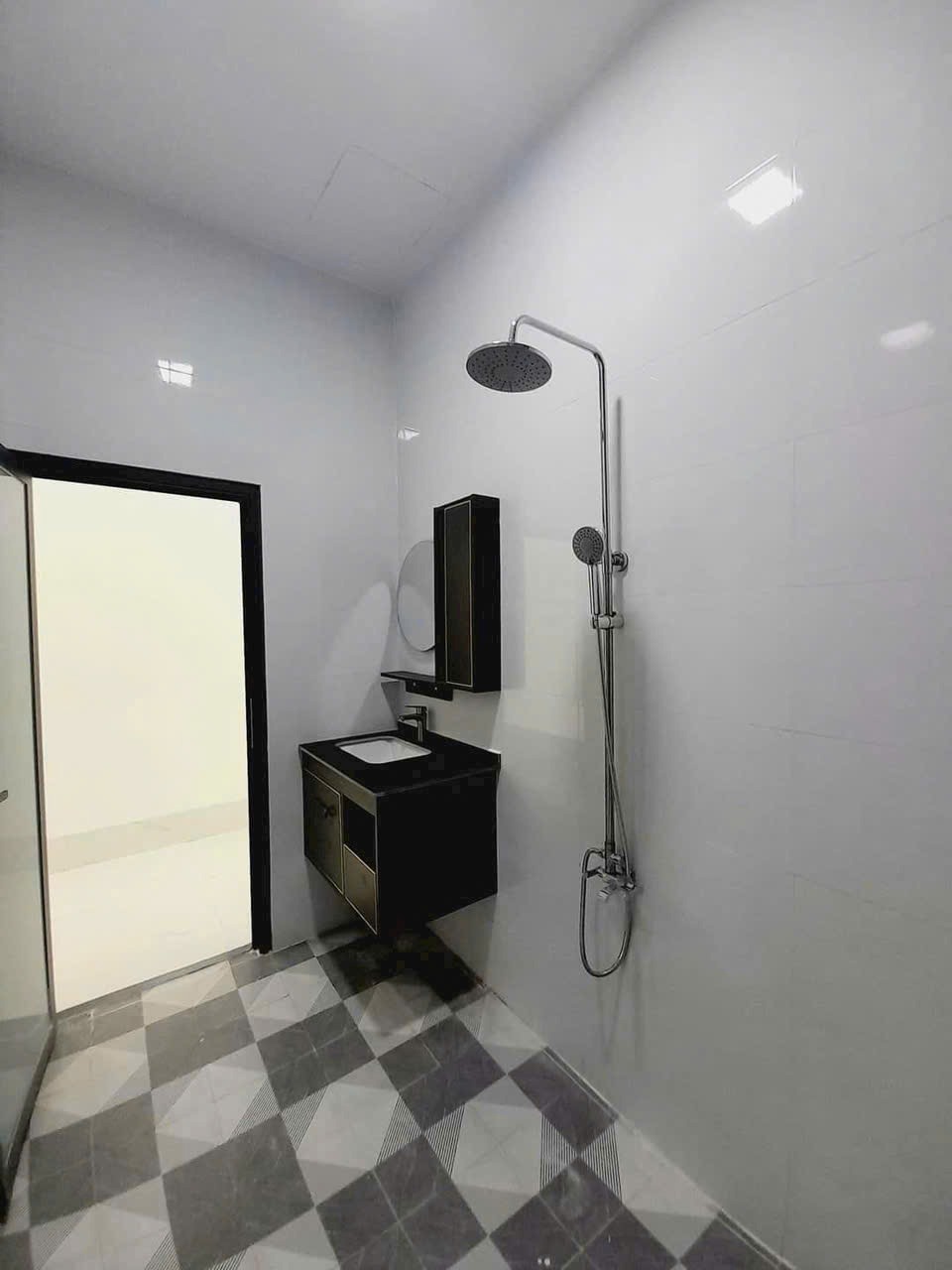 Bán nhà chính chủ Bình Chánh: 4x20m, Giá 720tr, Vị trí đẹp