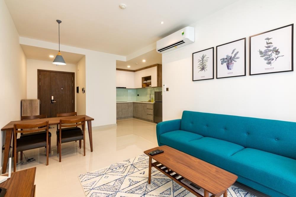 Căn Hộ 2PN, 1.7 Tỷ View Hồ Bơi, Gần Sân Bay TSN - Full Nội Thất, Pháp Lý Sổ Hồng