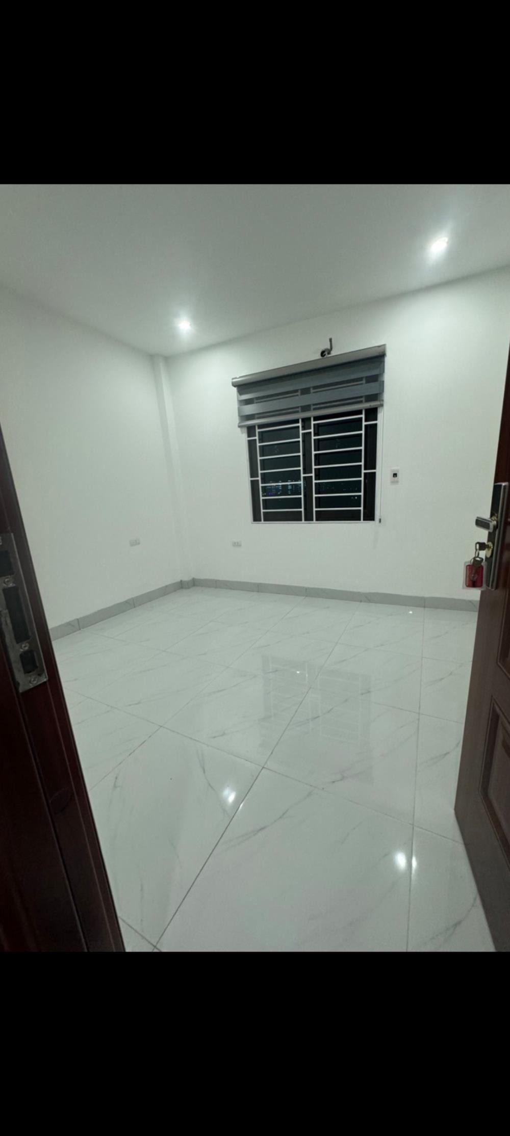 Nhà Đẹp Miêu Nha, 6 Phòng Ngủ, Nội Thất Cao Cấp - Giá 6.4 Tỷ