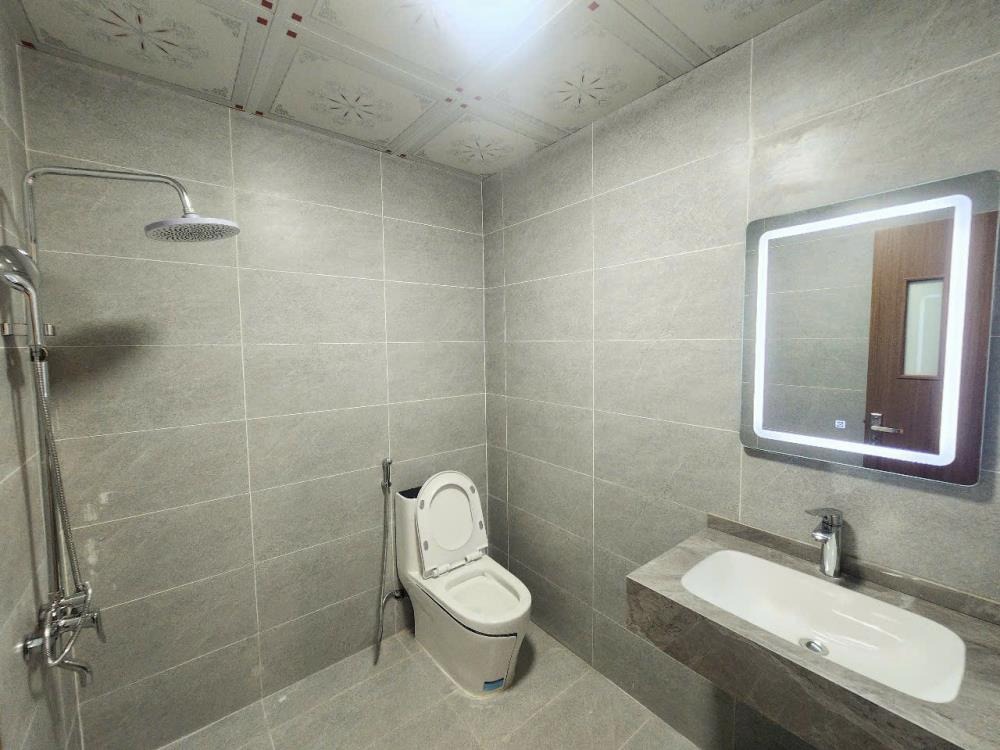 Bán Căn Hộ Lidaco Vinaconex 7: 3PN, Full Nội Thất, View Hồ - Giá 6.88 Tỷ