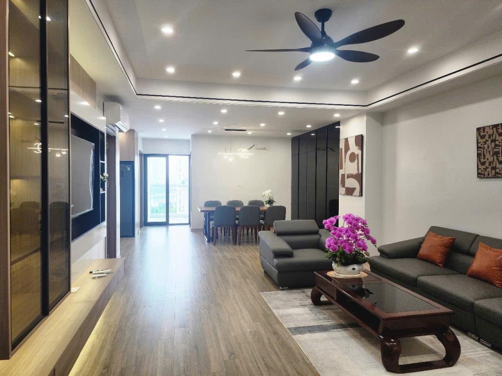 Bán Căn Hộ Lidaco Vinaconex 7: 3PN, Full Nội Thất, View Hồ - Giá 6.88 Tỷ