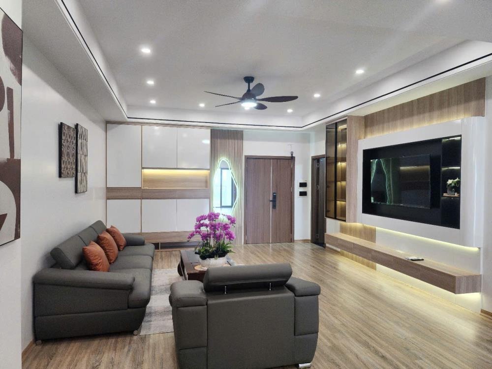 Bán Căn Hộ Lidaco Vinaconex 7: 3PN, Full Nội Thất, View Hồ - Giá 6.88 Tỷ
