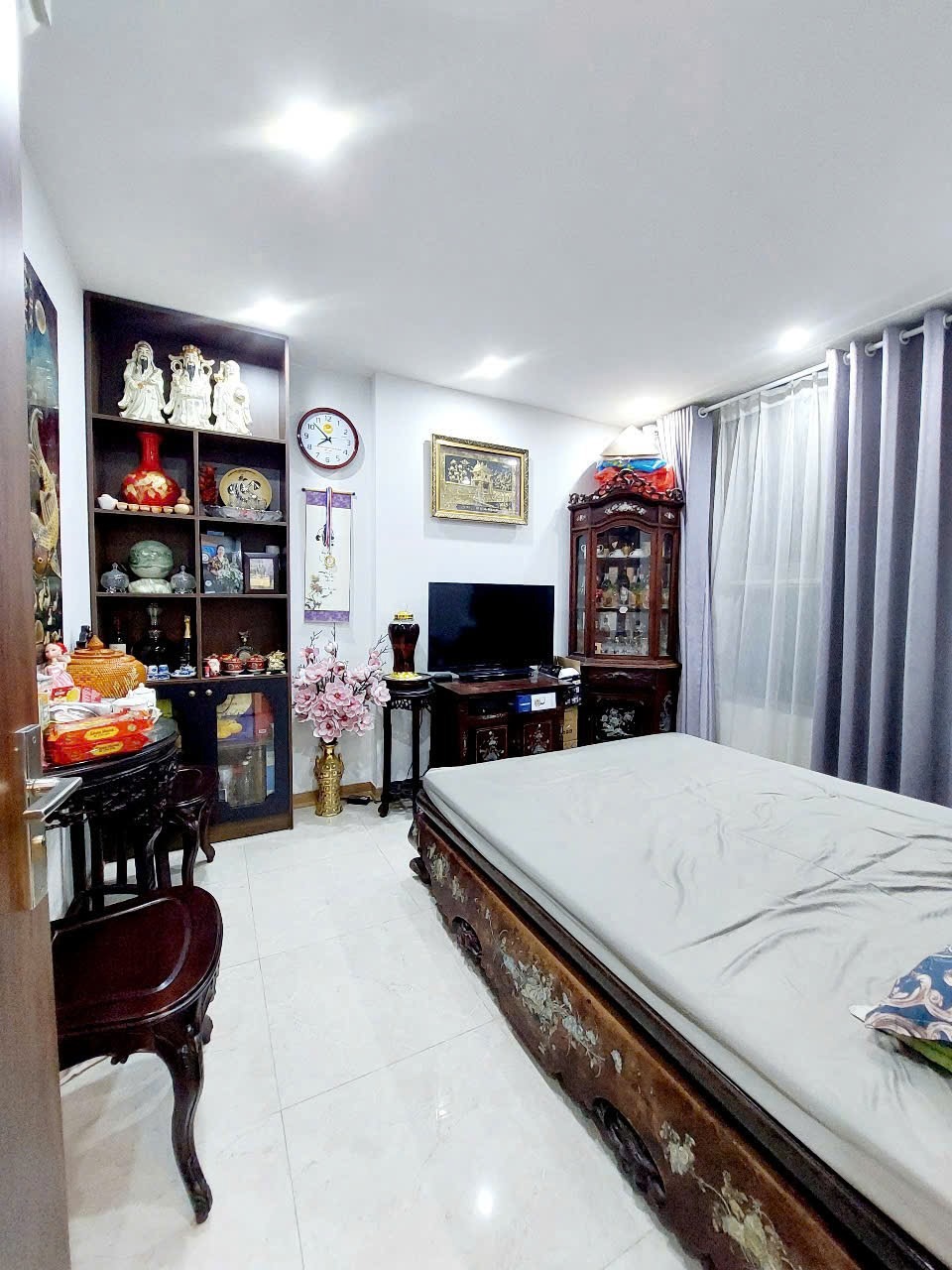 Căn hộ 3PN, 2WC Ciputra - Vị trí đẹp, gần Sunshine City - Giá 5.99 tỷ
