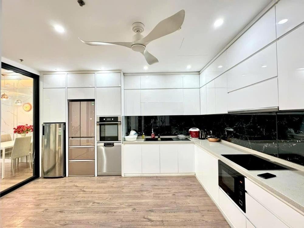 Bán Nhanh Căn 3PN, 2VS, 118m2, View Thoáng, Giá 12.x Tỷ - Có Sổ