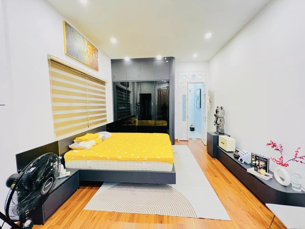 Bán nhà ngõ 1 Nguyễn Thị Định - 45m² - 5 phòng ngủ - 8 tỷ - Vị trí đẹp, thoáng