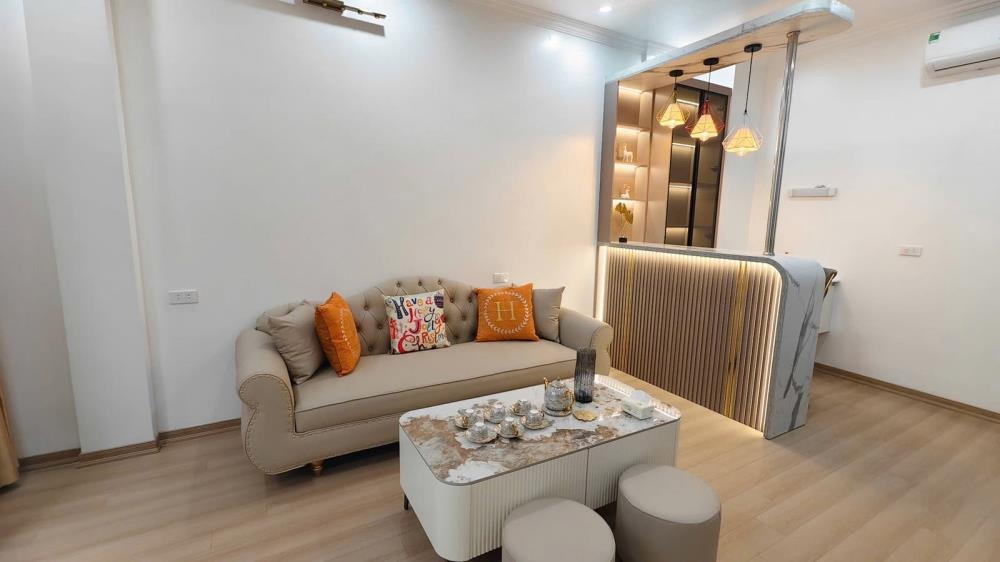 Siêu Hiếm Thái Hà: Nhà Phố 5 Tầng, Thang Máy, Gara Ô Tô, Phân Lô - Giá Tốt