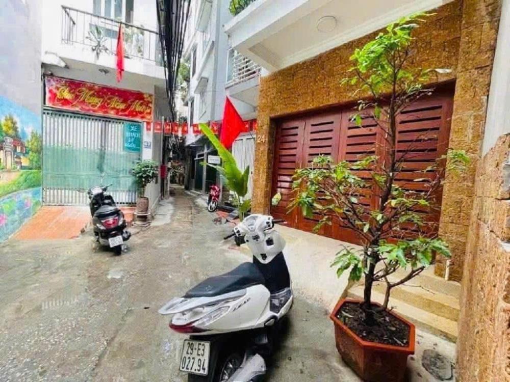 Bán nhà mặt tiền Ngọc Hà - 60m2 x 6T - Đối Diện Lăng Bác - Giá 16.3 tỷ