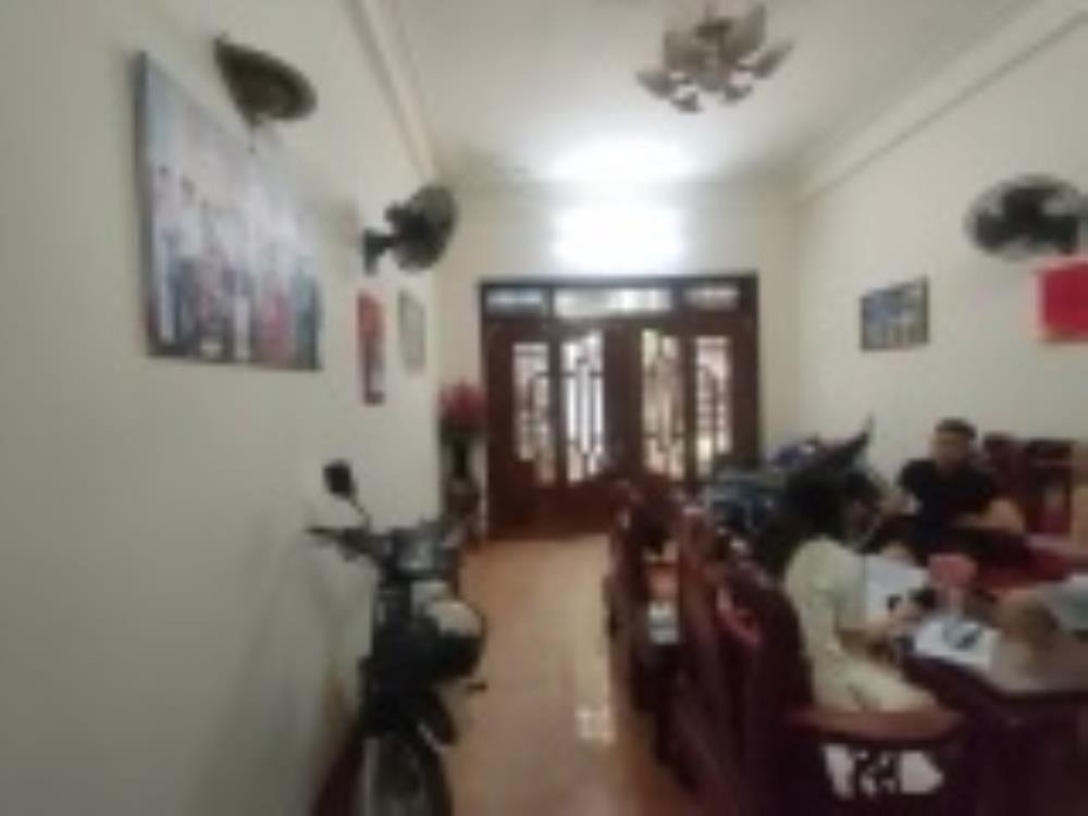 Bán nhà phân lô Phùng Chí Kiên, Cầu Giấy: 72m², 4 tầng, MT 4.1m, giá tốt