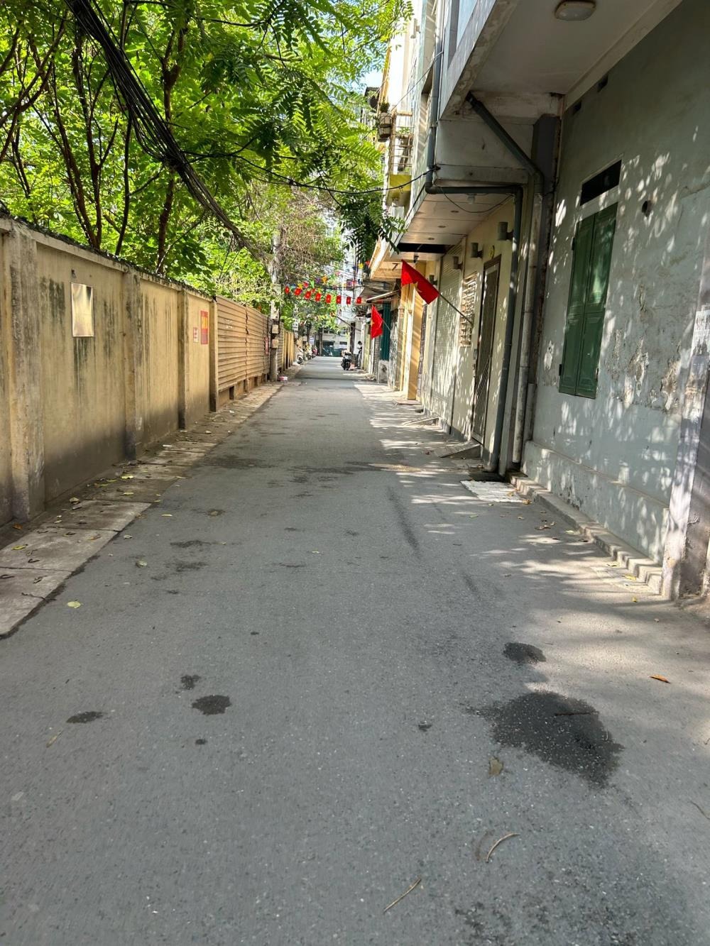 Bán nhà đường Khuất Duy Tiến, Thanh Xuân: 3 Tầng, Ô Tô Đỗ Cửa, Giá Tốt
