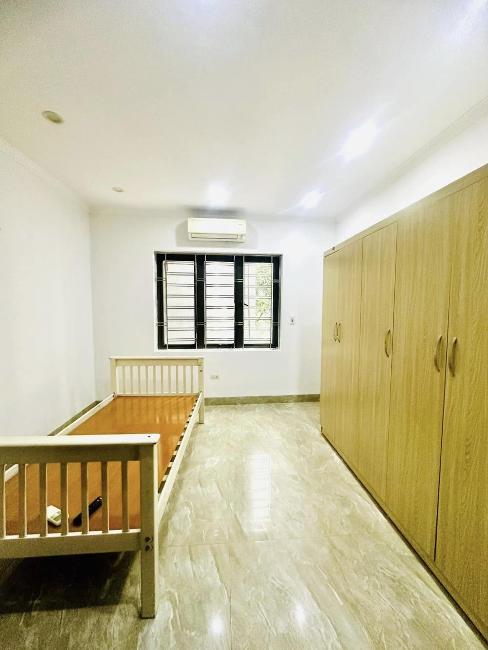 Nhà Khương Hạ Thanh Xuân 4 Tầng, 44m2, 2 Mặt Thoáng, Ô Tô Đỗ Cận Nhà - Giá 8.8 Tỷ