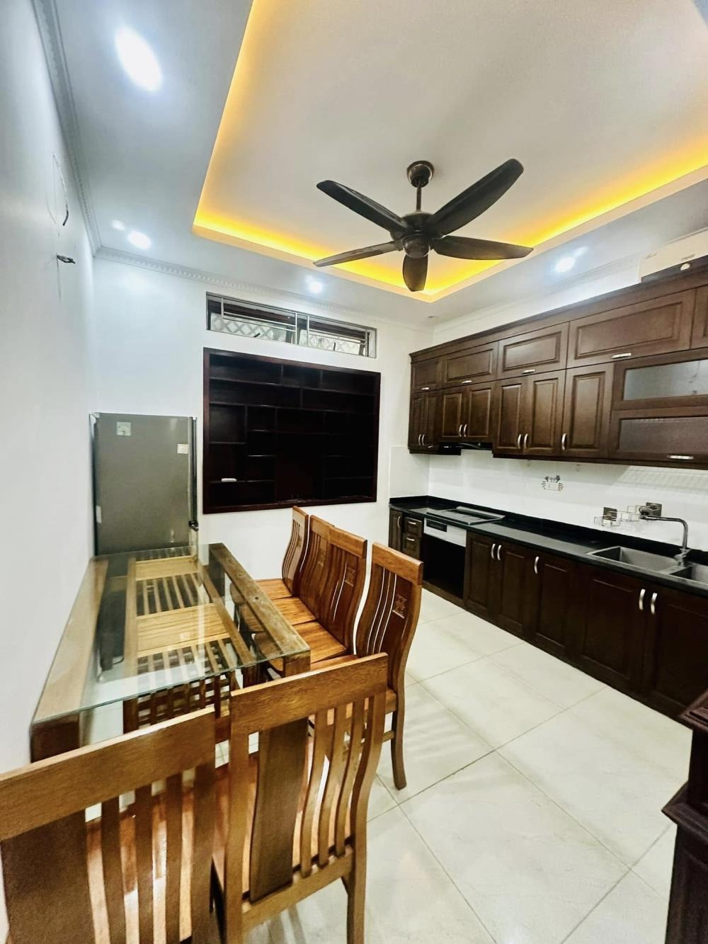 Nhà Khương Hạ Thanh Xuân 4 Tầng, 44m2, 2 Mặt Thoáng, Ô Tô Đỗ Cận Nhà - Giá 8.8 Tỷ