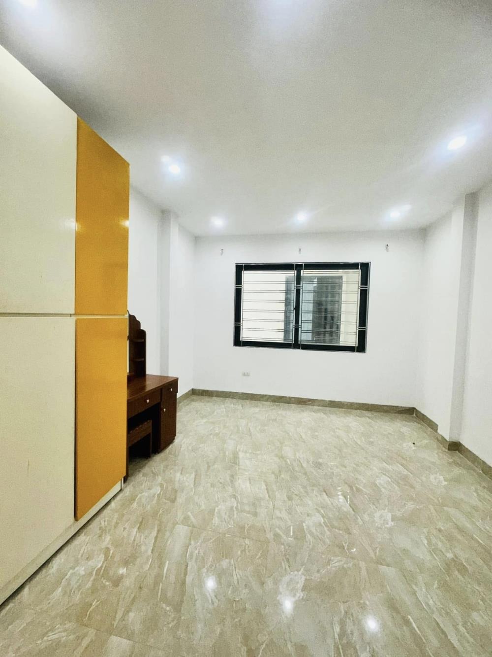 Nhà Khương Hạ Thanh Xuân 4 Tầng, 44m2, 2 Mặt Thoáng, Ô Tô Đỗ Cận Nhà - Giá 8.8 Tỷ