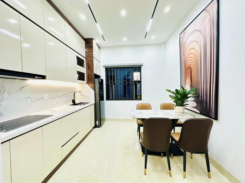 Vương Thừa Vũ Thanh Xuân - Phân Lô Nhà 4 Tầng, 3 Mặt Thoáng, Ô Tô Đỗ Sát