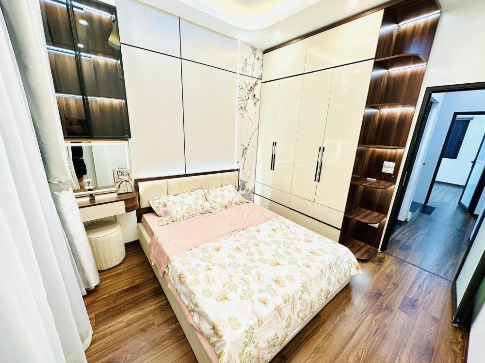 Vương Thừa Vũ Thanh Xuân - Phân Lô Nhà 4 Tầng, 3 Mặt Thoáng, Ô Tô Đỗ Sát