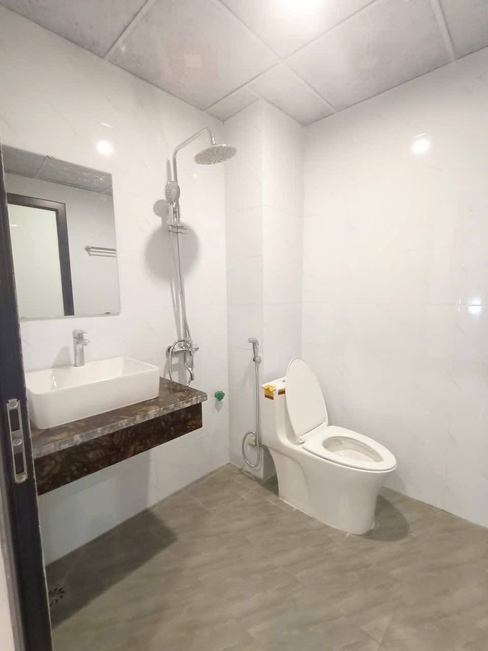 Dương Nội Hà Đông: Nhà Mới 5 Tầng, 40m2, Giá 6 Tỷ - Vị Trí Đắc Địa