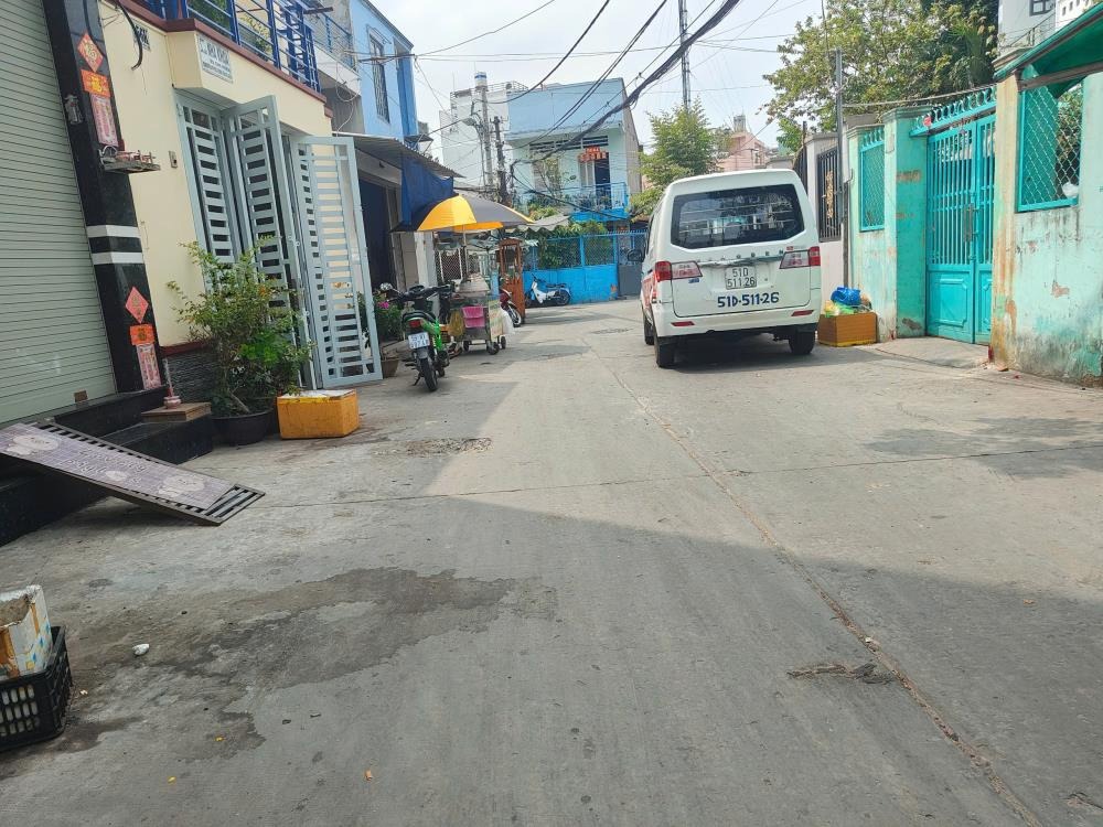 Bán nhà hẻm ô tô Bình Đông, Giá 3.5 tỷ - Vị trí đẹp, tiện sửa chữa
