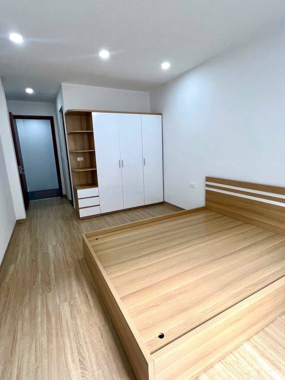 Nhà 5 Tầng Xây Mới, Mặt Ngõ Oto Đỗ - Quang Tiến Đại Mỗ - Chỉ 5.9 Tỷ
