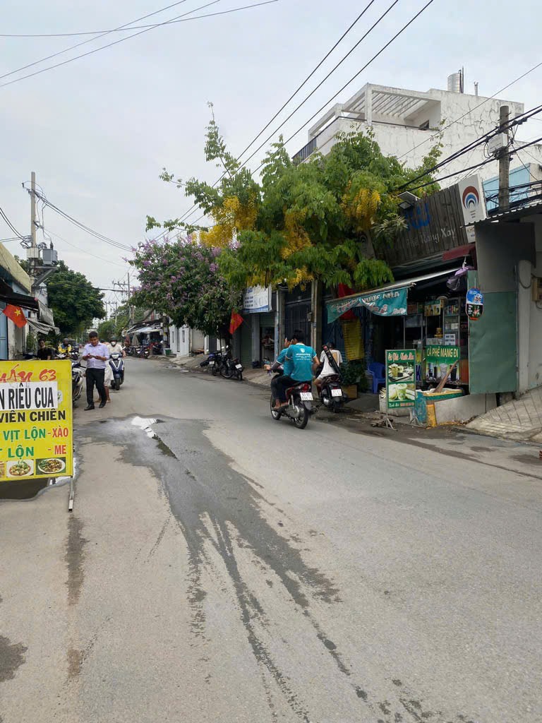 Nhà Đẹp Trung Tâm Linh Đông - 4.x Tỷ - Gần Phạm Văn Đồng