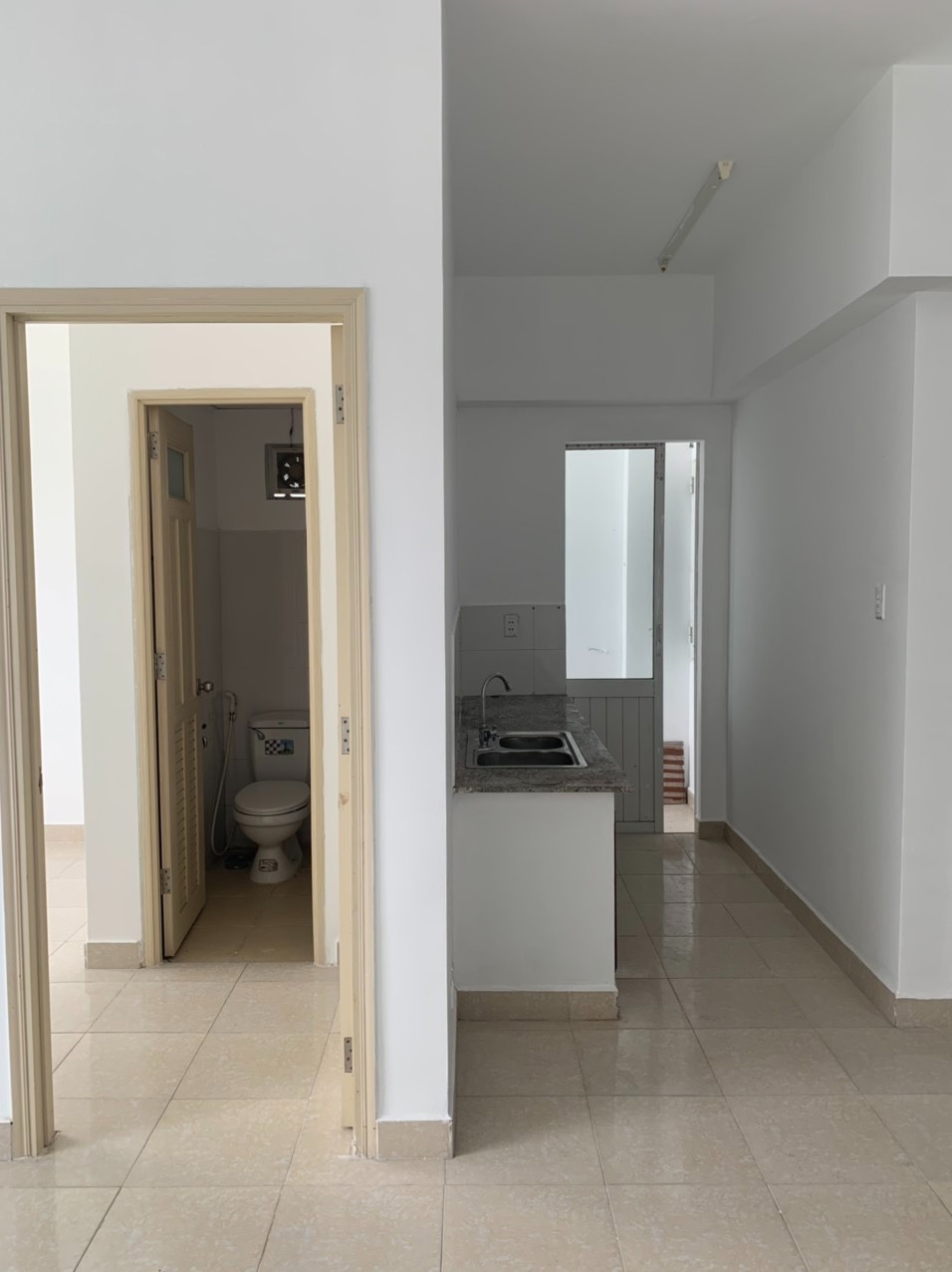 Căn hộ HQC Plaza Bình Chánh: Giá 1.25 tỷ, Sổ Hồng Riêng, 2PN
