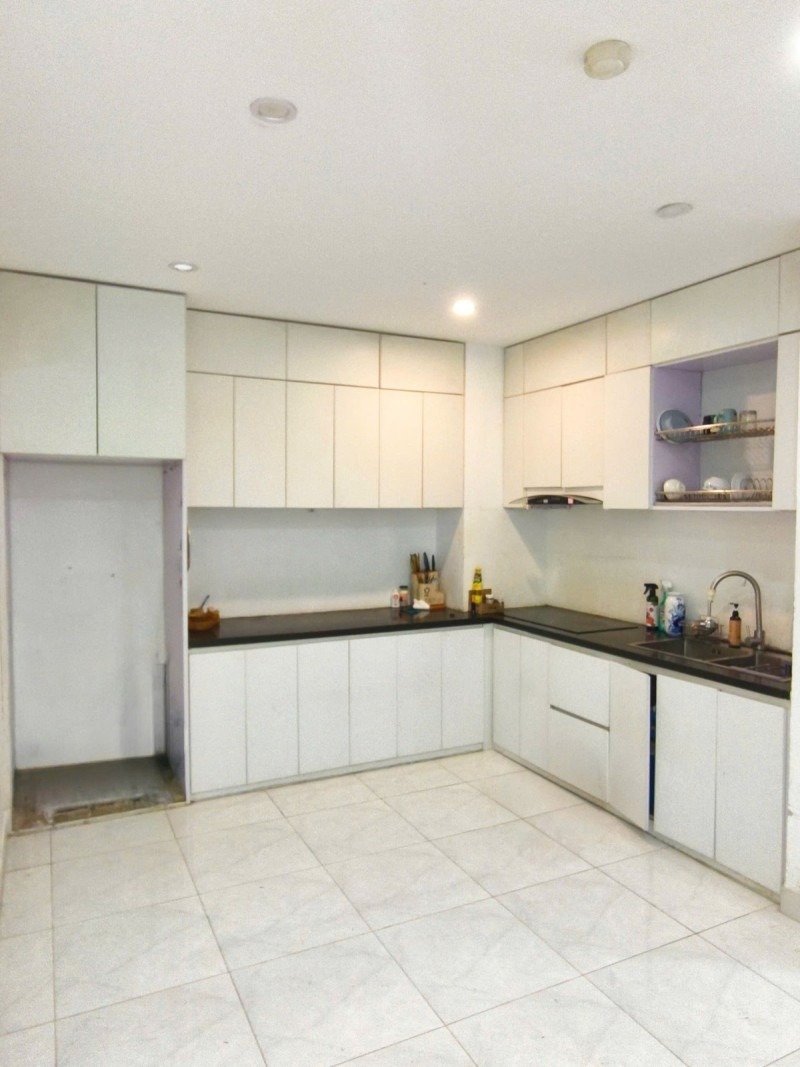 Bán Căn Hộ Rice City Sông Hồng - 2PN, 3.75 Tỷ - Vị Trí Đắc Địa
