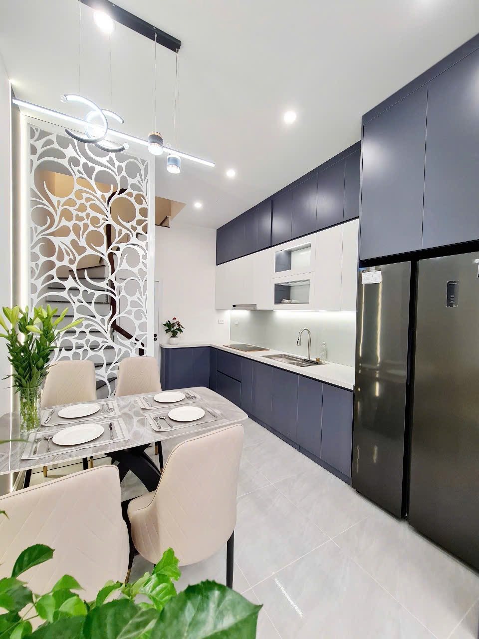 Nhà đẹp Đội Cấn, Ba Đình: 39m2, 4 Tầng, Full Nội Thất, Gần Phố